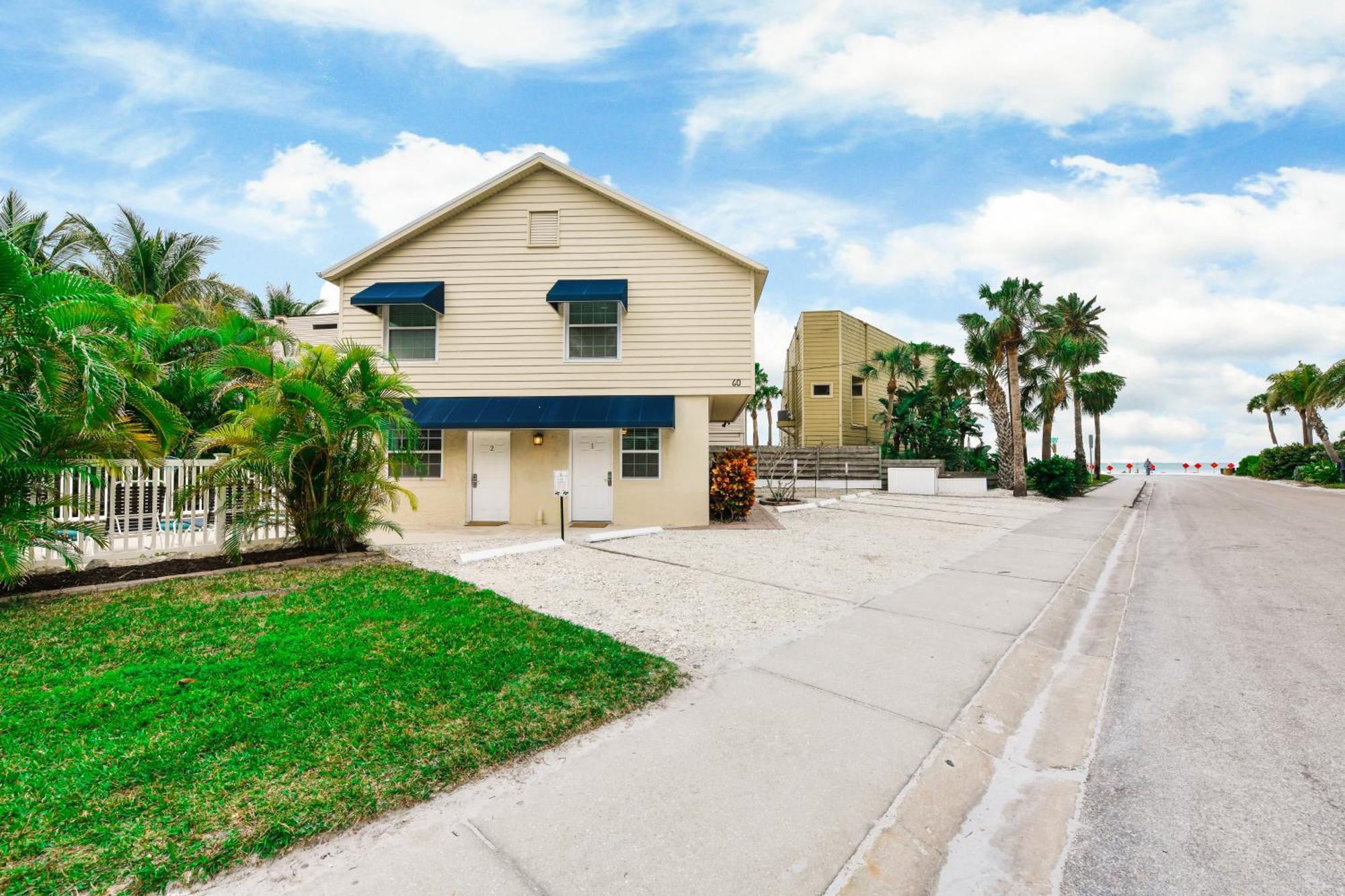 Parrot Beach Cottages Siesta Key Oda fotoğraf