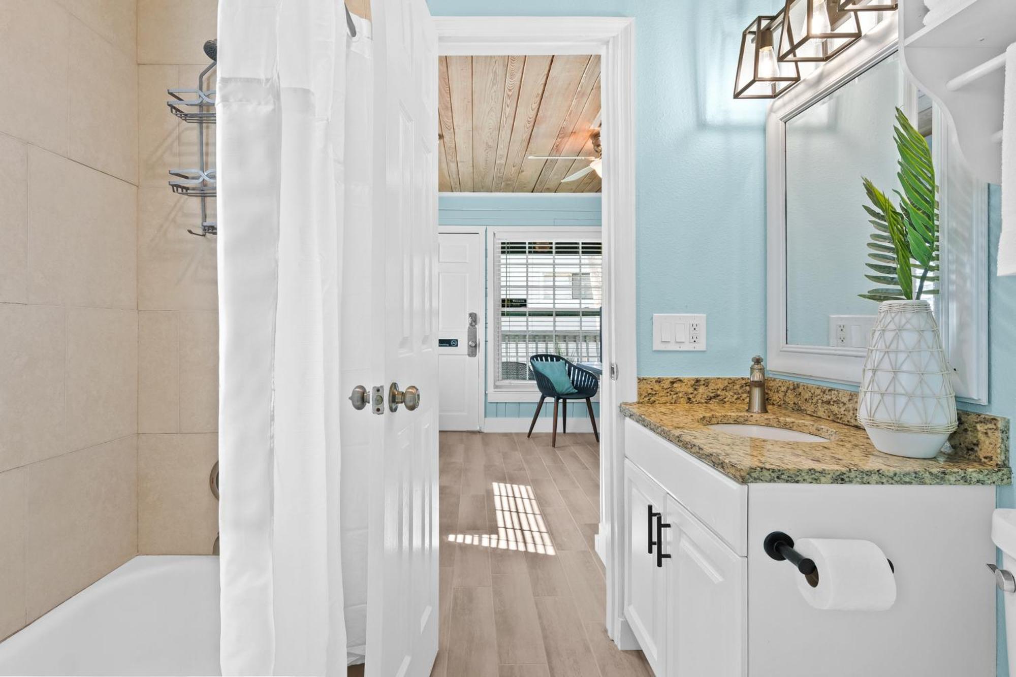 Parrot Beach Cottages Siesta Key Oda fotoğraf