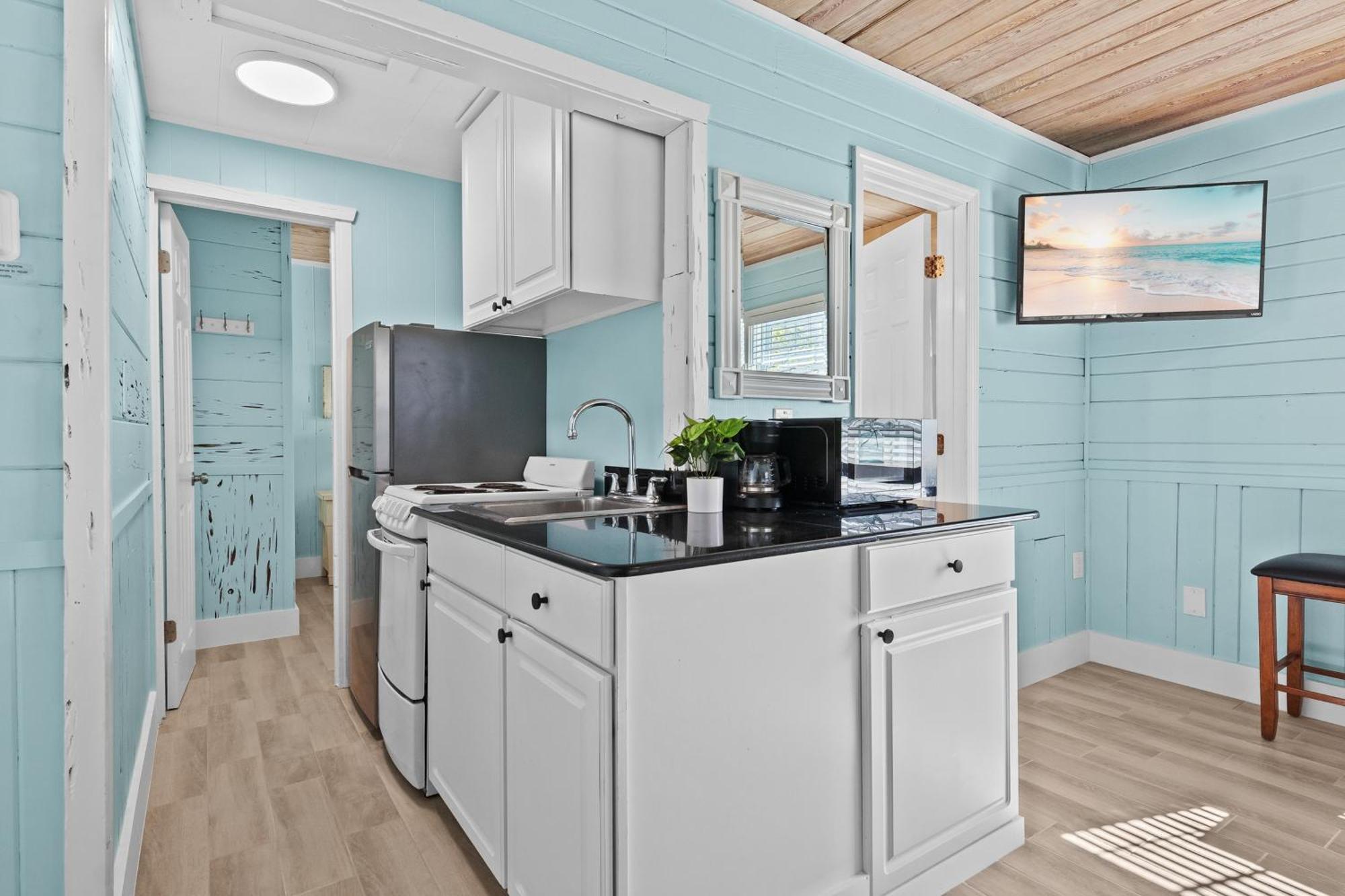 Parrot Beach Cottages Siesta Key Oda fotoğraf