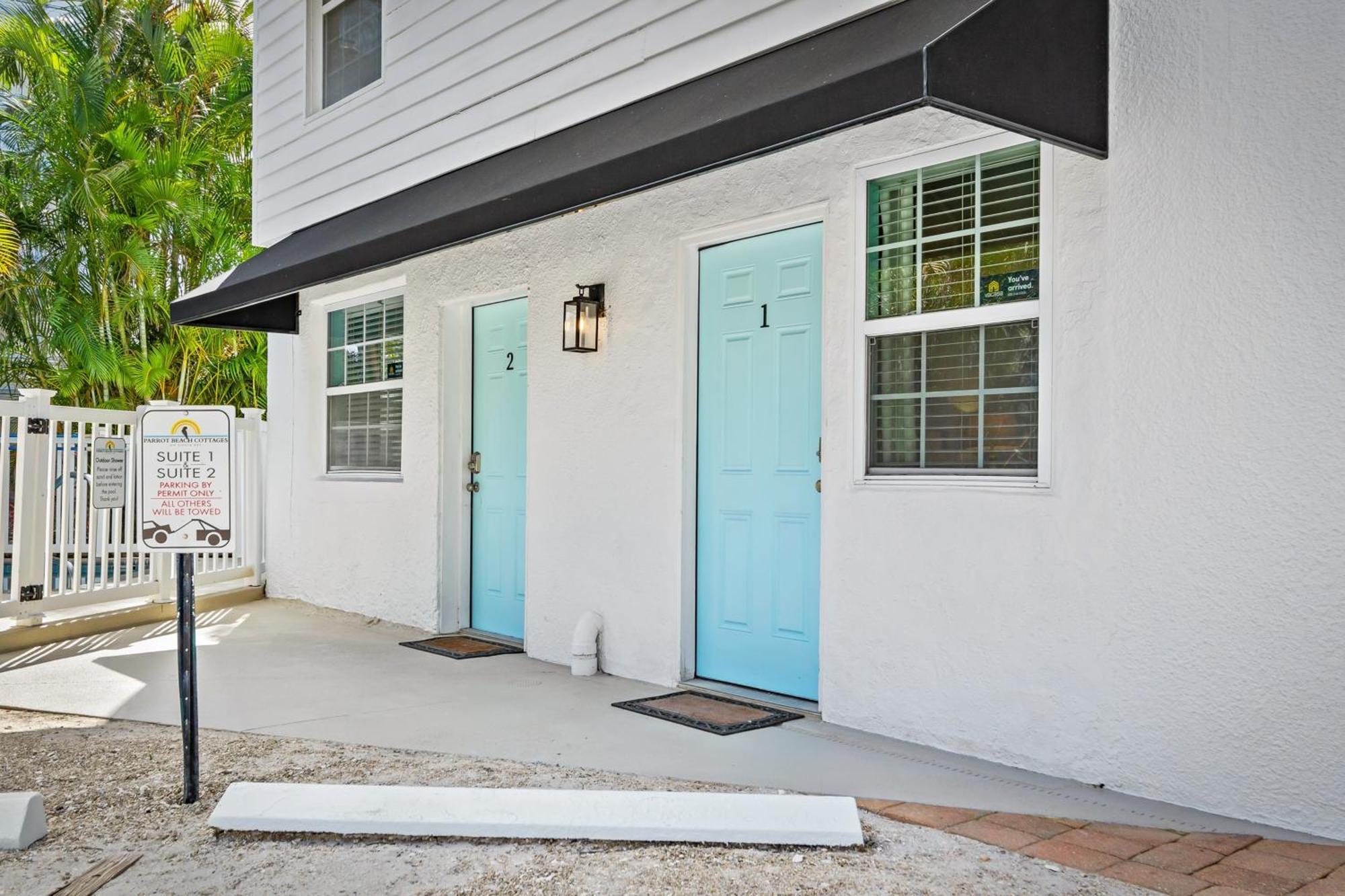 Parrot Beach Cottages Siesta Key Oda fotoğraf